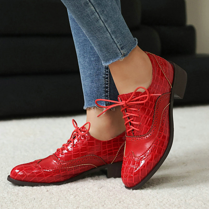 أحذية أكسفورد نسائية بنقشة حجر - مراجعة Oxford Brogue Leather وسعره