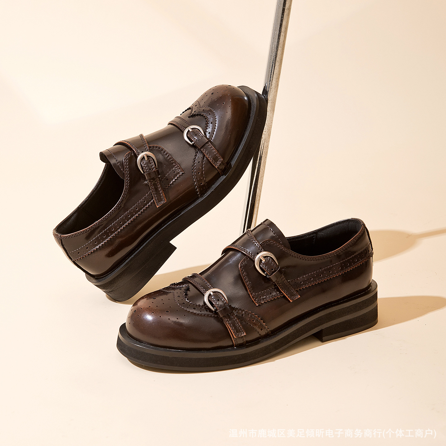 أحذية ريترو بروغ بحزام مزدوج ل - مراجعة Oxford Brogue Leather وسعره